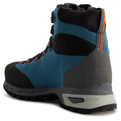 La Sportiva Trango TRK GTX - Walking Boots -La Sportiva Store la sportiva trango trk gtx walking boots detail 5